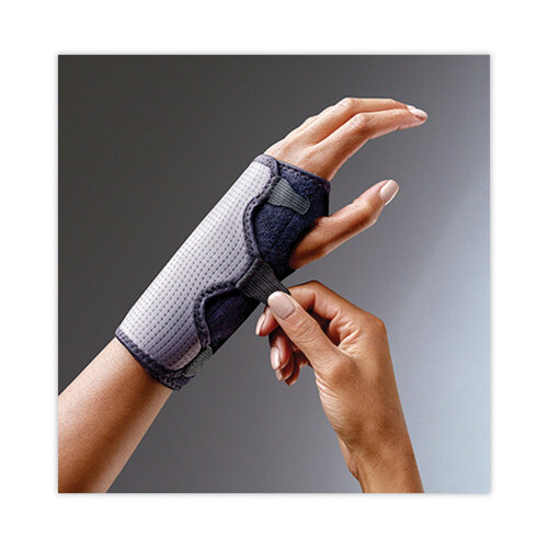 FUTURO™ Adjustable Reversible Splint Wrist Brace - 3M 10770EN EA - Betty  Mills