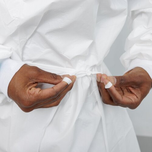 MON1126626BG - Contec - Contec Chemotherapy Procedure Gown Contec CritiGear Small / Medium White NonSterile ASTM D6978-05 Disposable, 10 per Bag