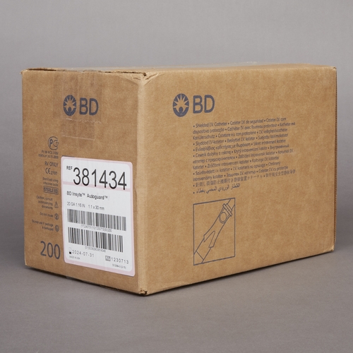 MON330002EA - BD - BD Peripheral IV Catheter Insyte-N&reg; 20 Gauge 1.16" Retracting Needle