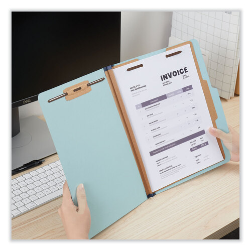 UNV10404 - Universal - Four-Section Pressboard Classification Folders, 1.75&quot; Expansion, 1 Divider, 4 Fasteners, Letter Size, Light Blue, 20/Box