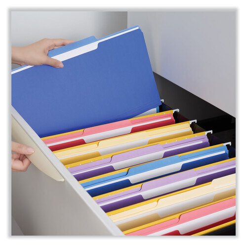 UNV15301 - Universal - Interior File Folders, 1/3-Cut Tabs: Assorted, Legal Size, 11-pt Stock, Blue, 100/Box