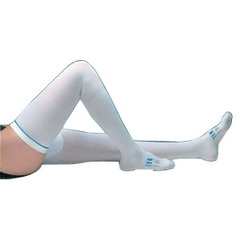 Cardinal Health T.E.D. Thigh Length Anti-Embolism Stockings Medium, Short, Latex Free, EA/1