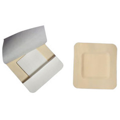 Cardinal Health Kendall Foam Border Gentle Silicone Adhesion Dressing, 3.5