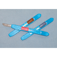 MON635559CS - McKesson - Medi-Pak Performance Safety Scalpel with Blade General Purpose Size 10 Stainless Steel Blade Disposable