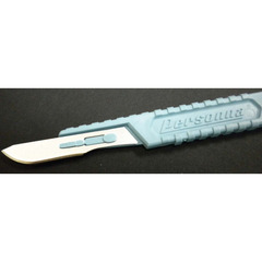 Southmedic Scalpel Personna Plus&reg; No. 11 Polymer Coated Stainless Steel / Plastic Grooved Handle Sterile Disposable